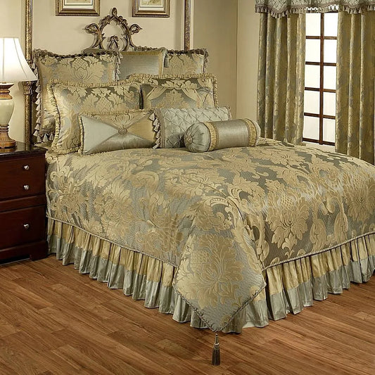 Austin Horn Classics Duchess 4-Piece King Comforter Set WXS4_W5BXS64